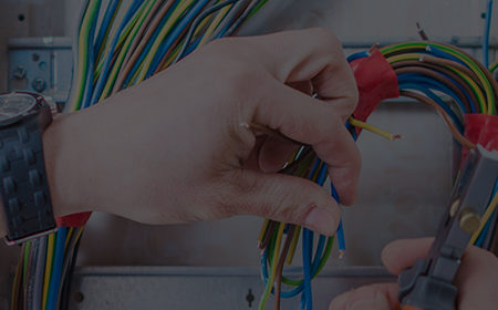 بازرسی، تست و تحویل تاسیسات برقی ساختمان(انجام تست های الزامی بر اساس استاندارد BS7671,IEC60364- 6)